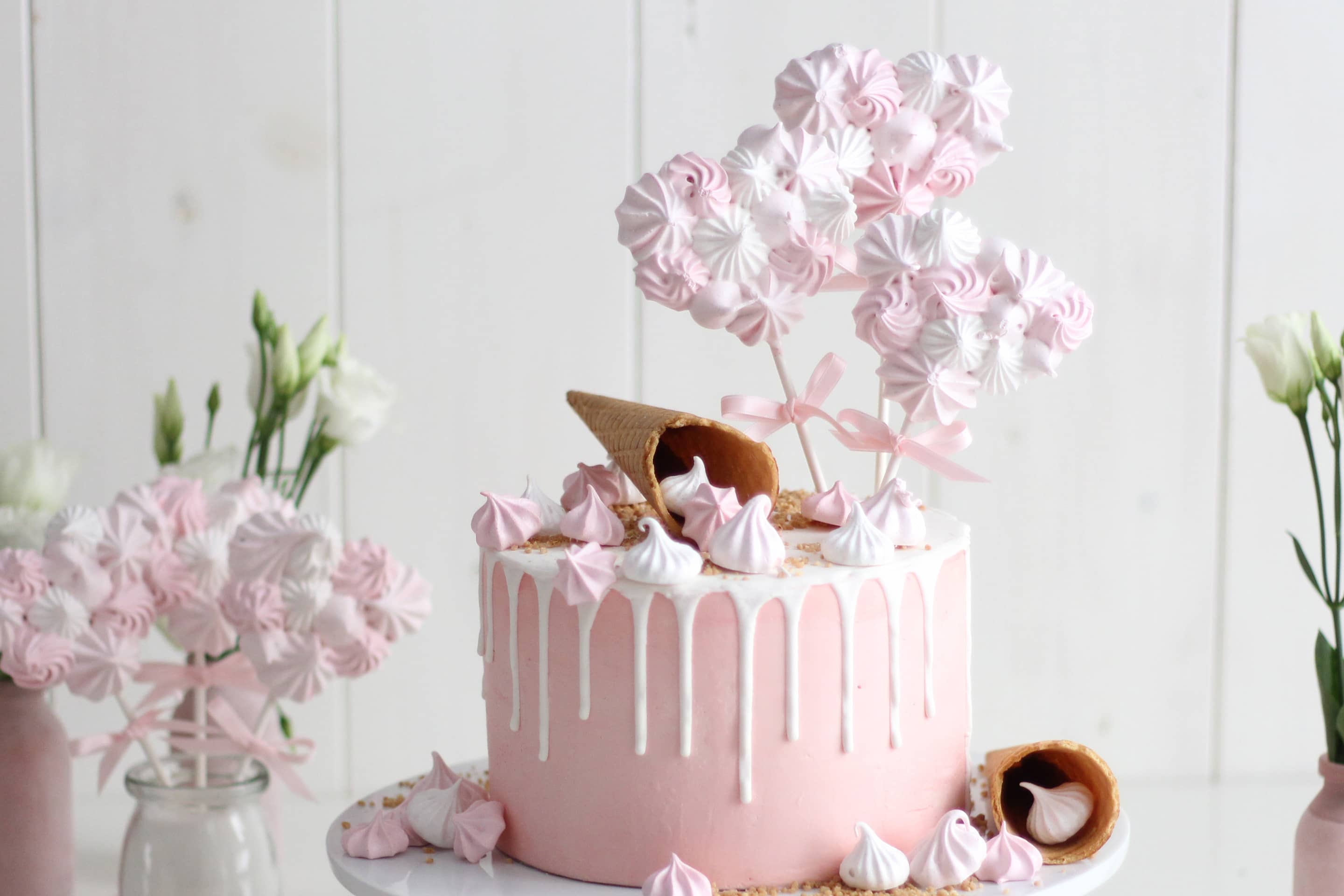 Mother S Day Drip Cake With Vanilla And Pistachios Recipe Kotanyi