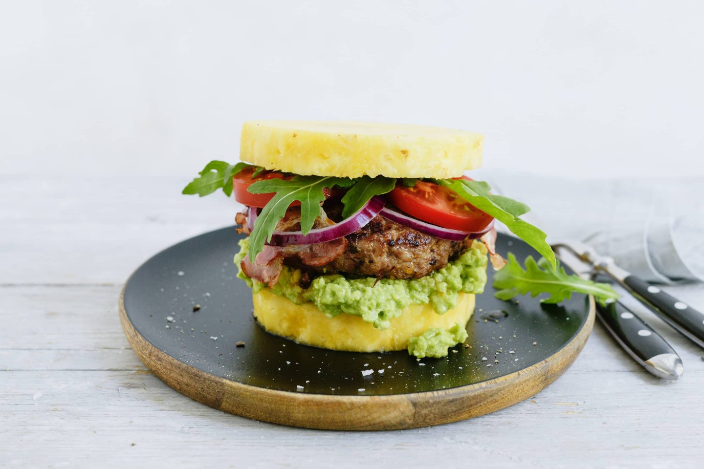 Paleo Hamburger Ananasbun