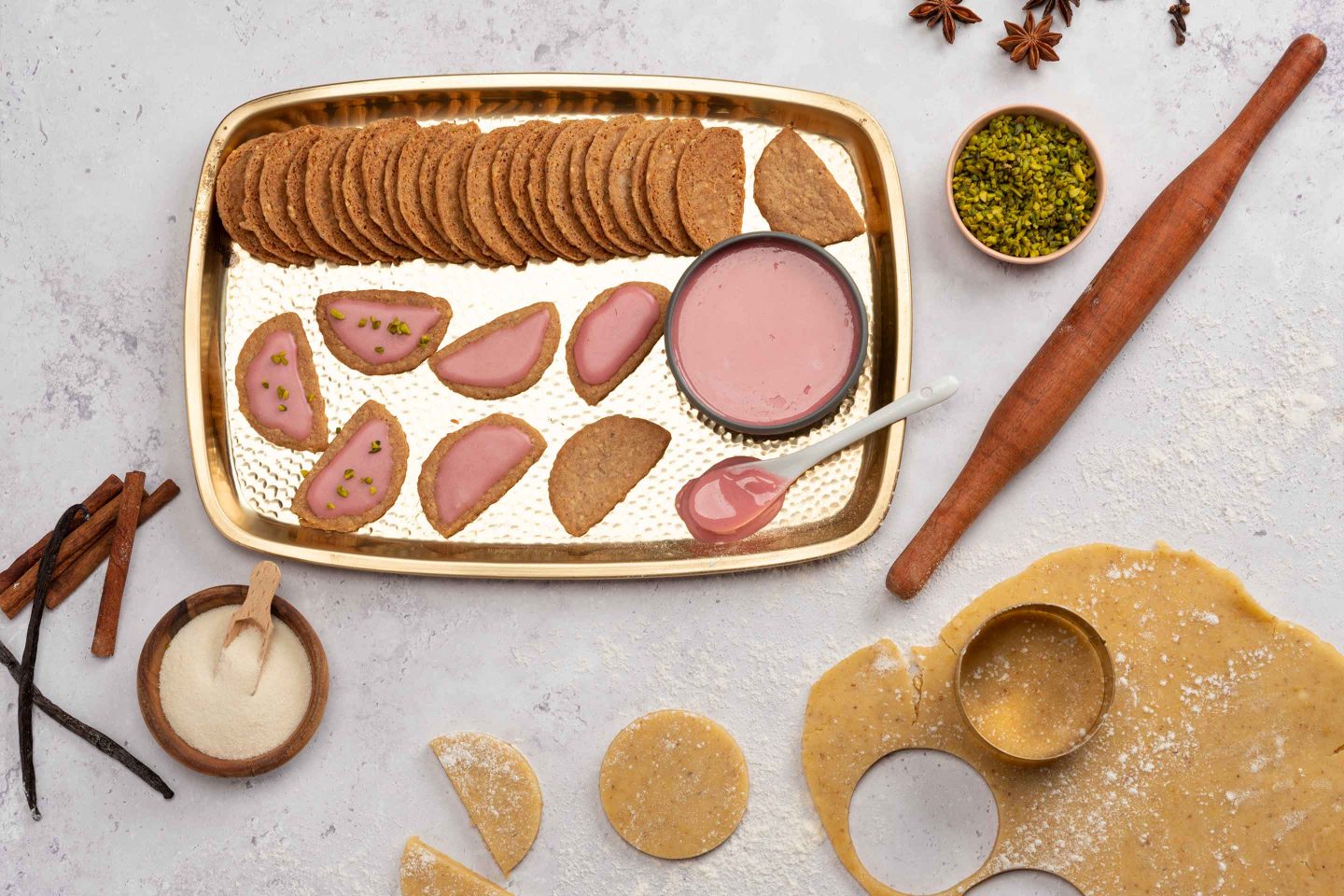A delicious mulled wine glaze on simple christmas cookies.