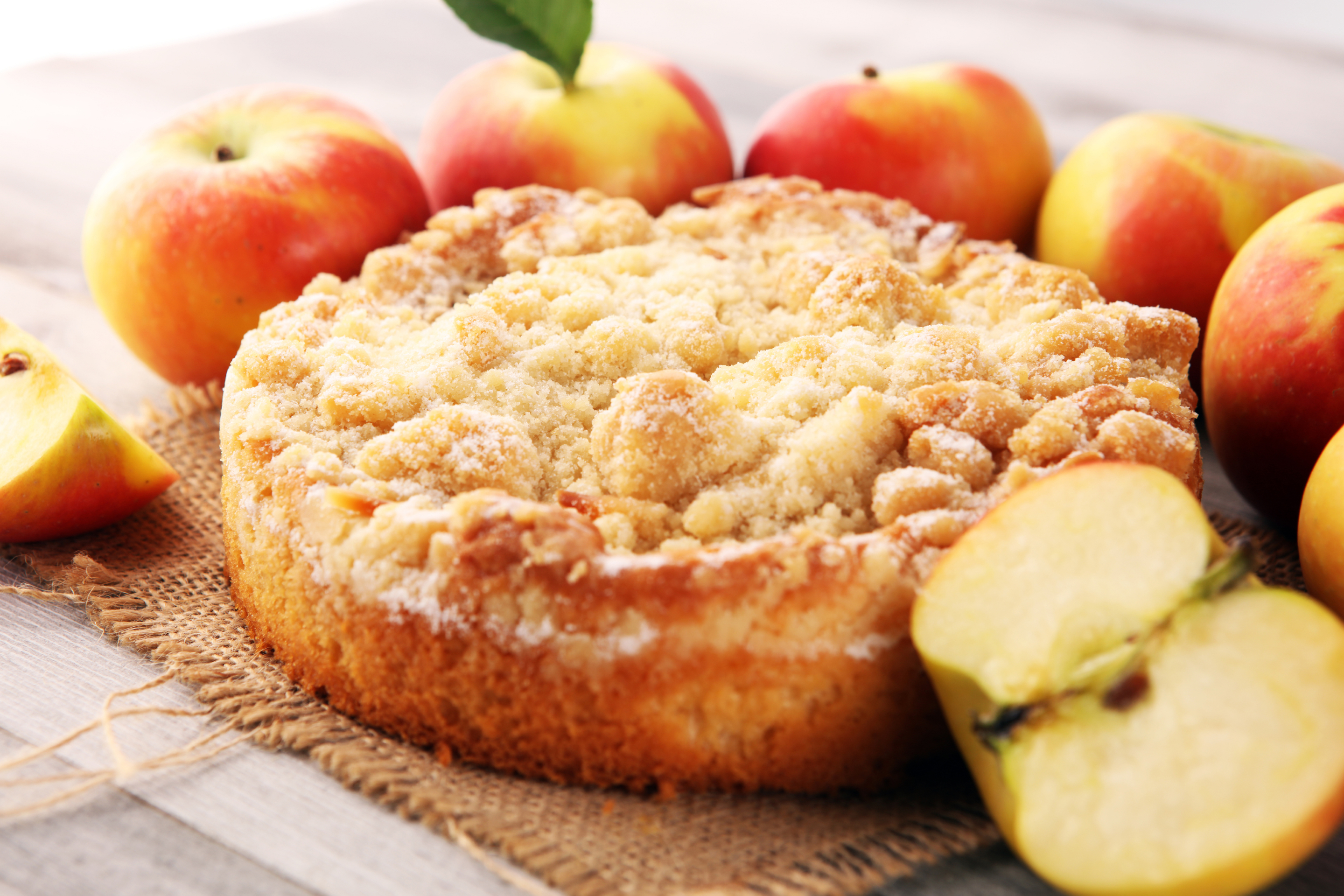 Apple Cake With Crumbl Topping